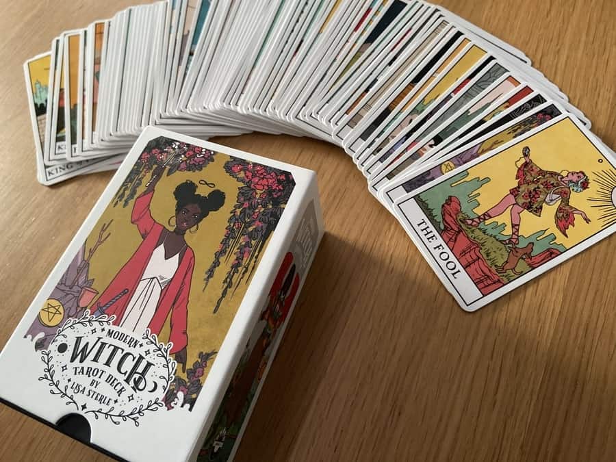 Os que as cartas dizem? Um guia rápido para ler o tarot